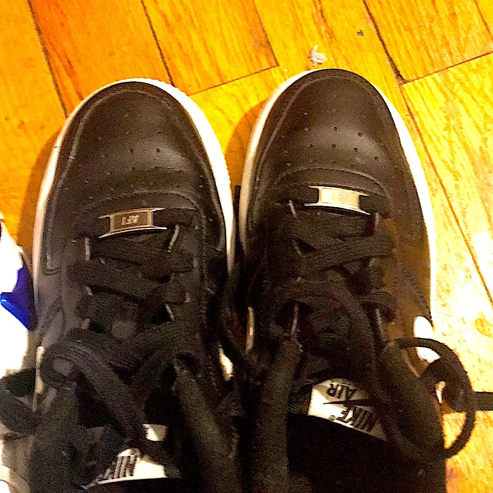 Shoe
